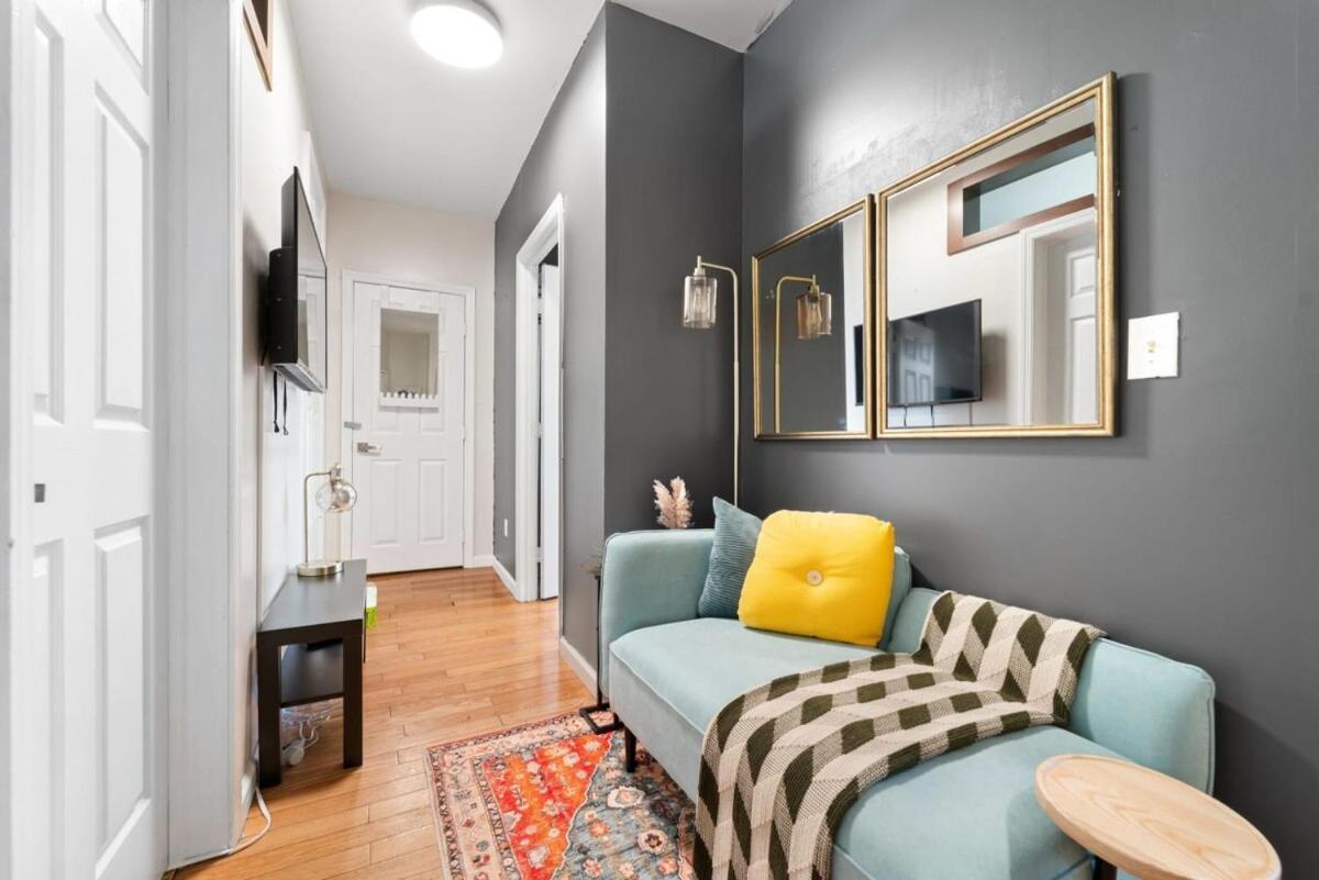 Convenient 2br - Walking Distance To Times Square Appartamento
