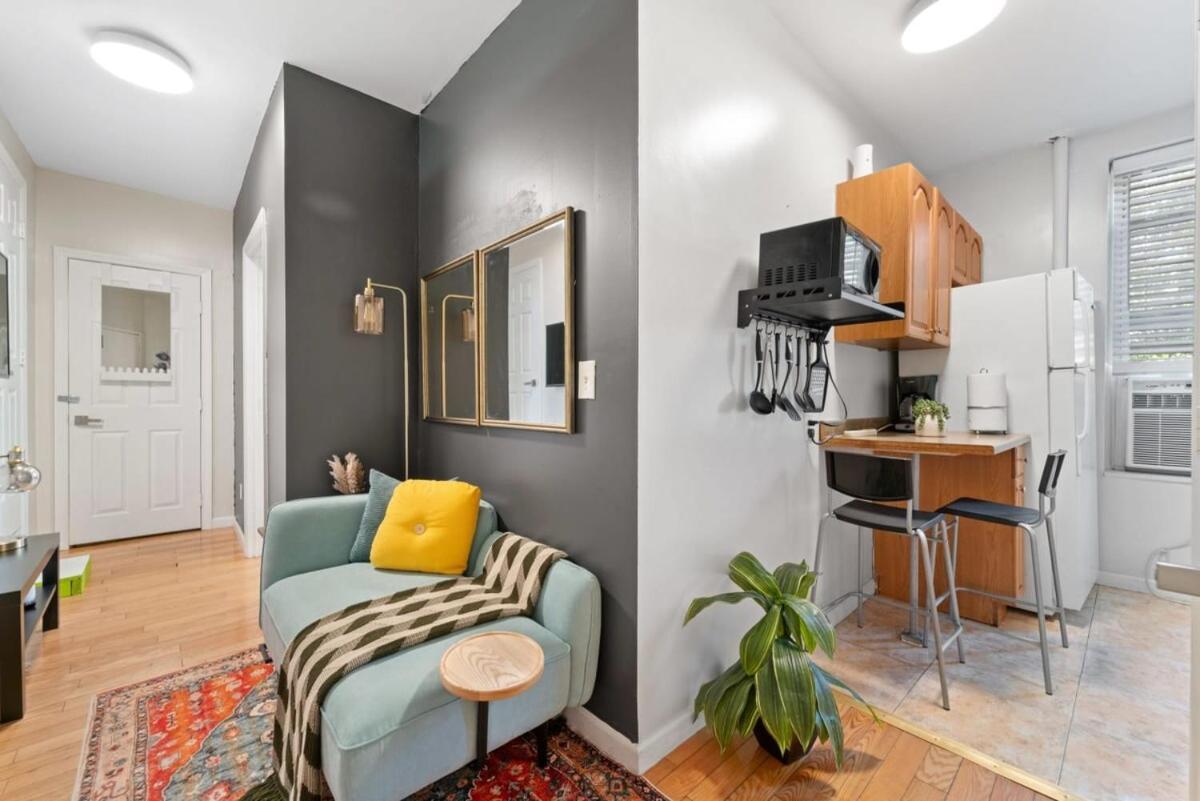 Convenient 2br - Walking Distance To Times Square Apartamento Nova Iorque